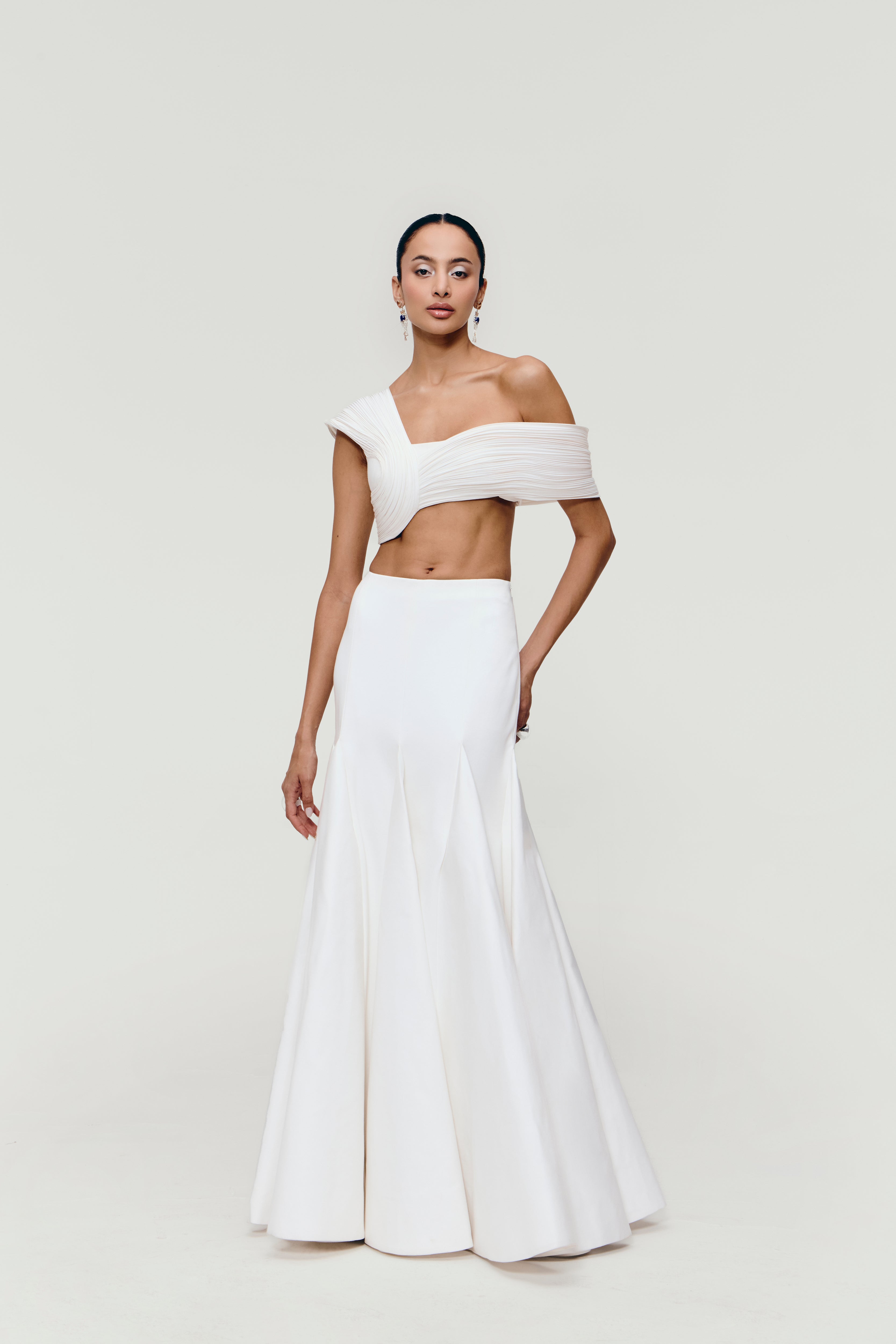 Sculpted Wire Bustier in White