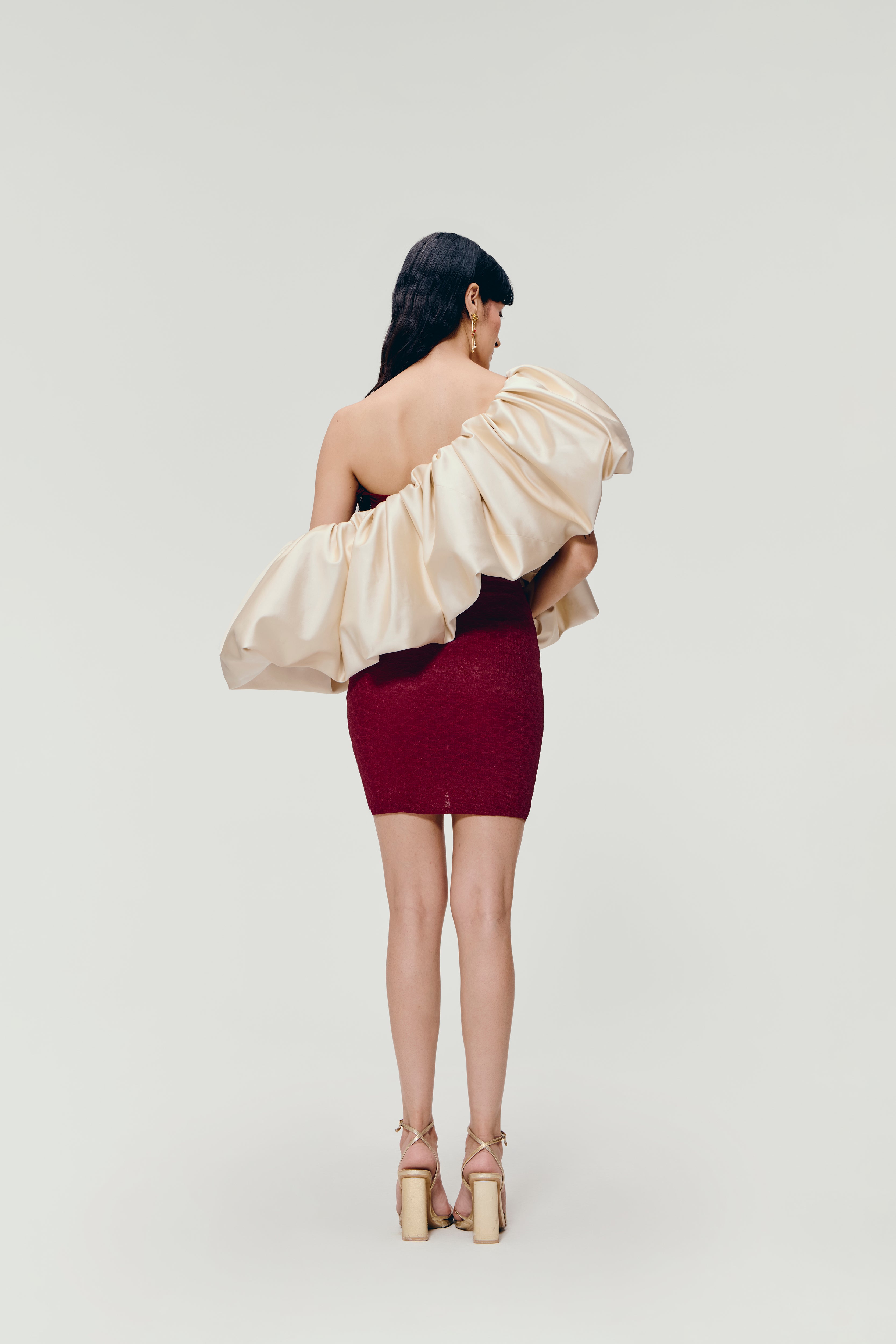 Reverie Cape in Ivory